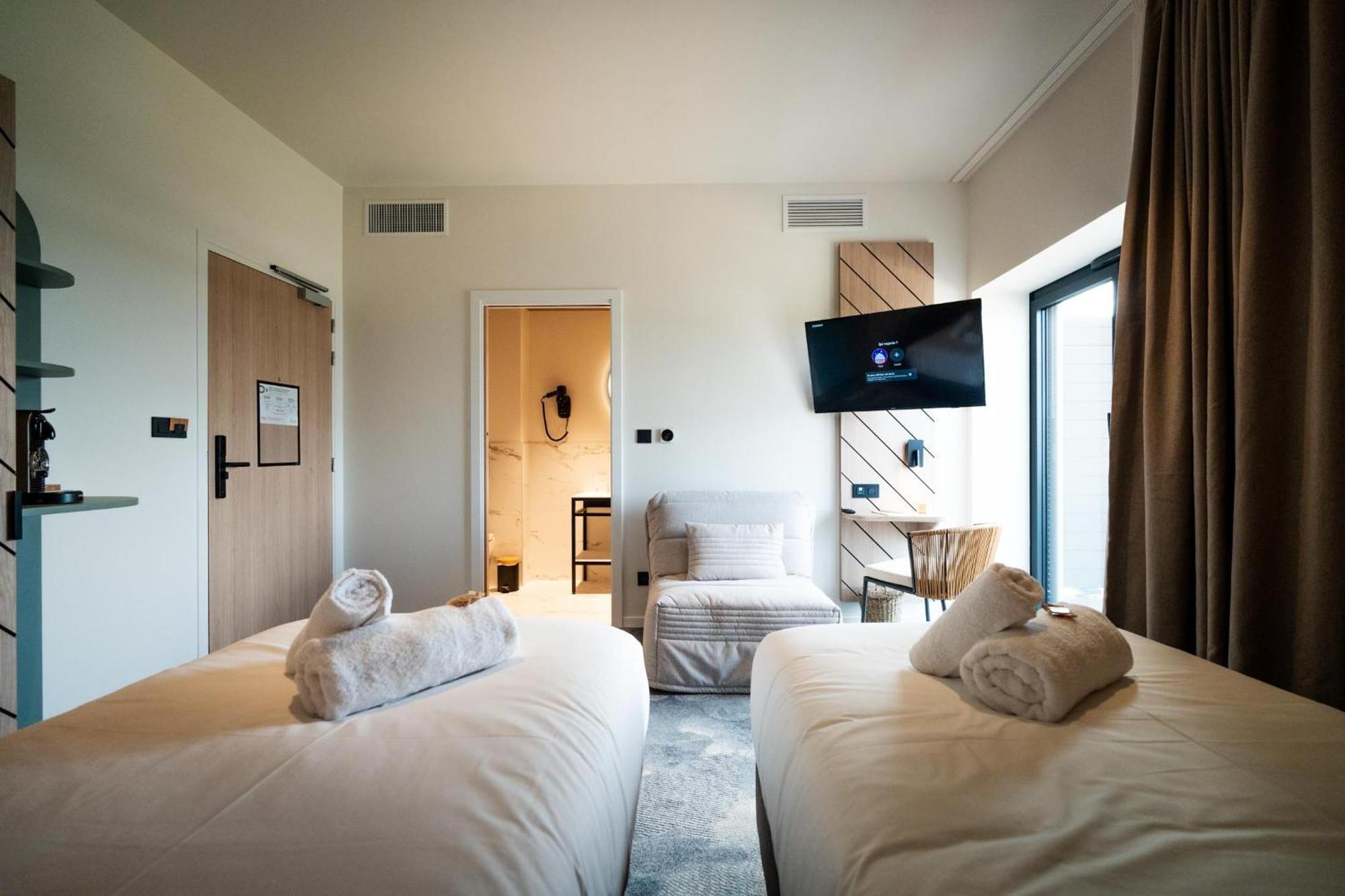 Bo Hotels Ambronay Rom bilde