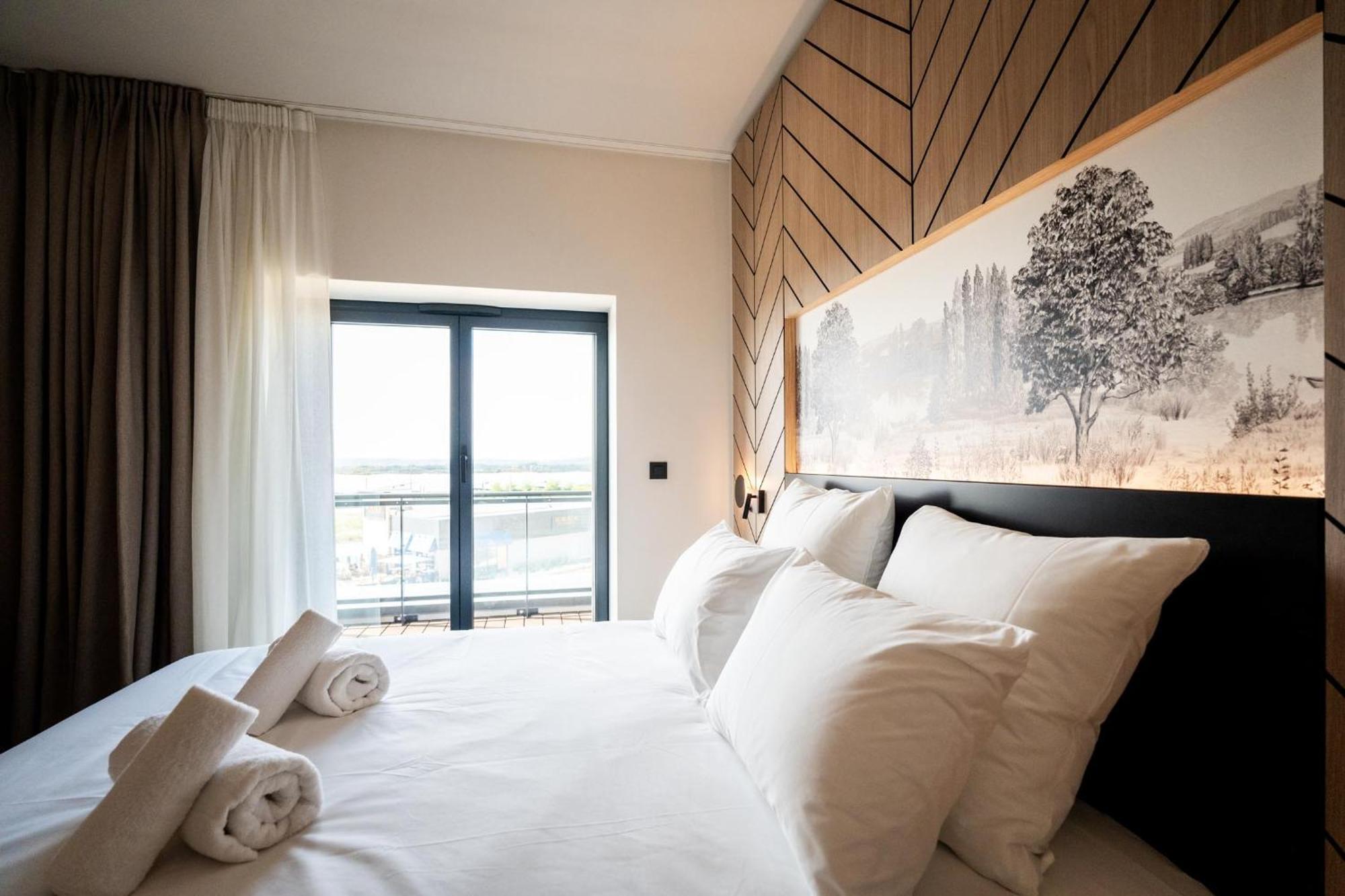 Bo Hotels Ambronay Rom bilde