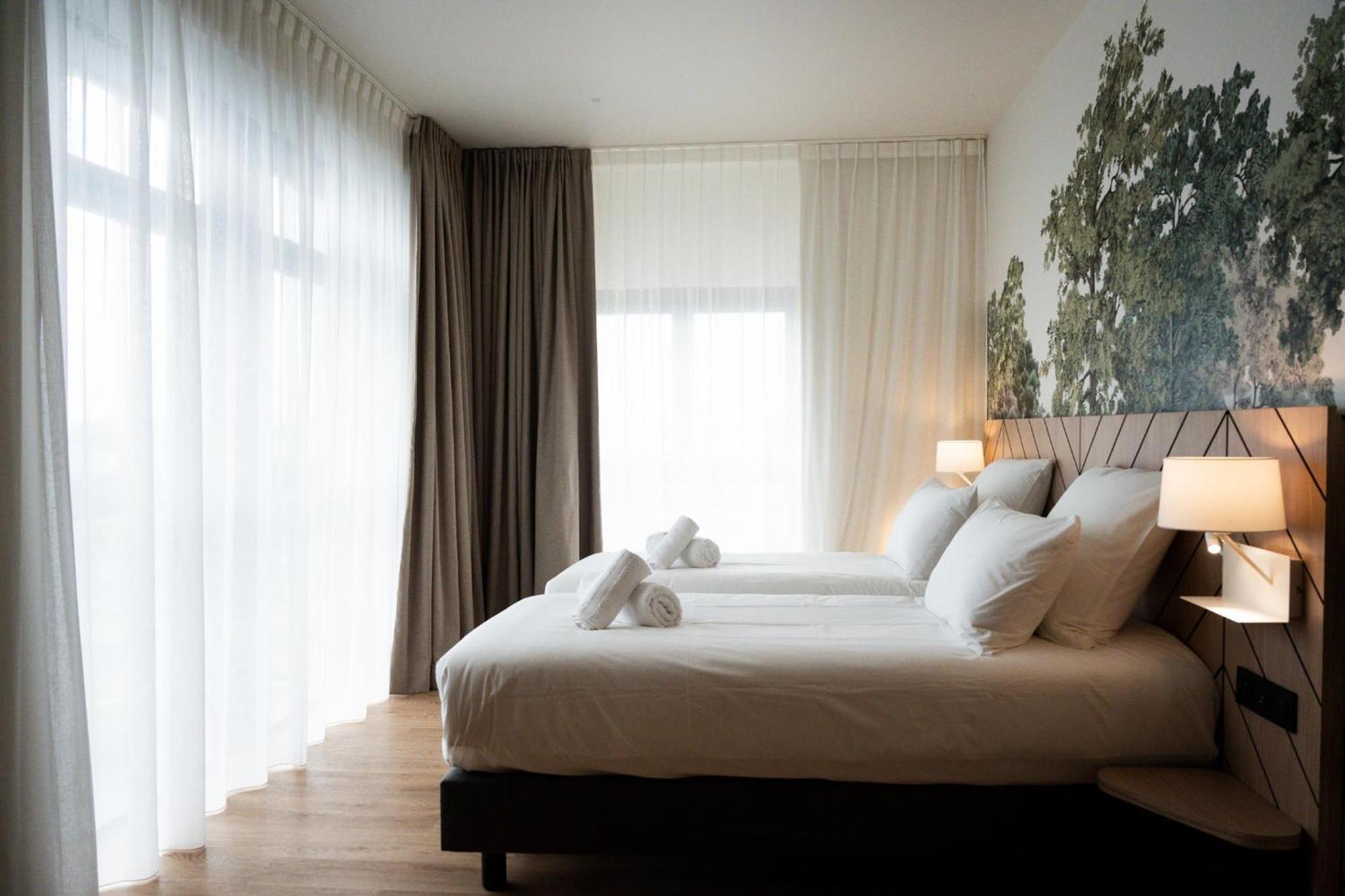 Bo Hotels Ambronay Eksteriør bilde