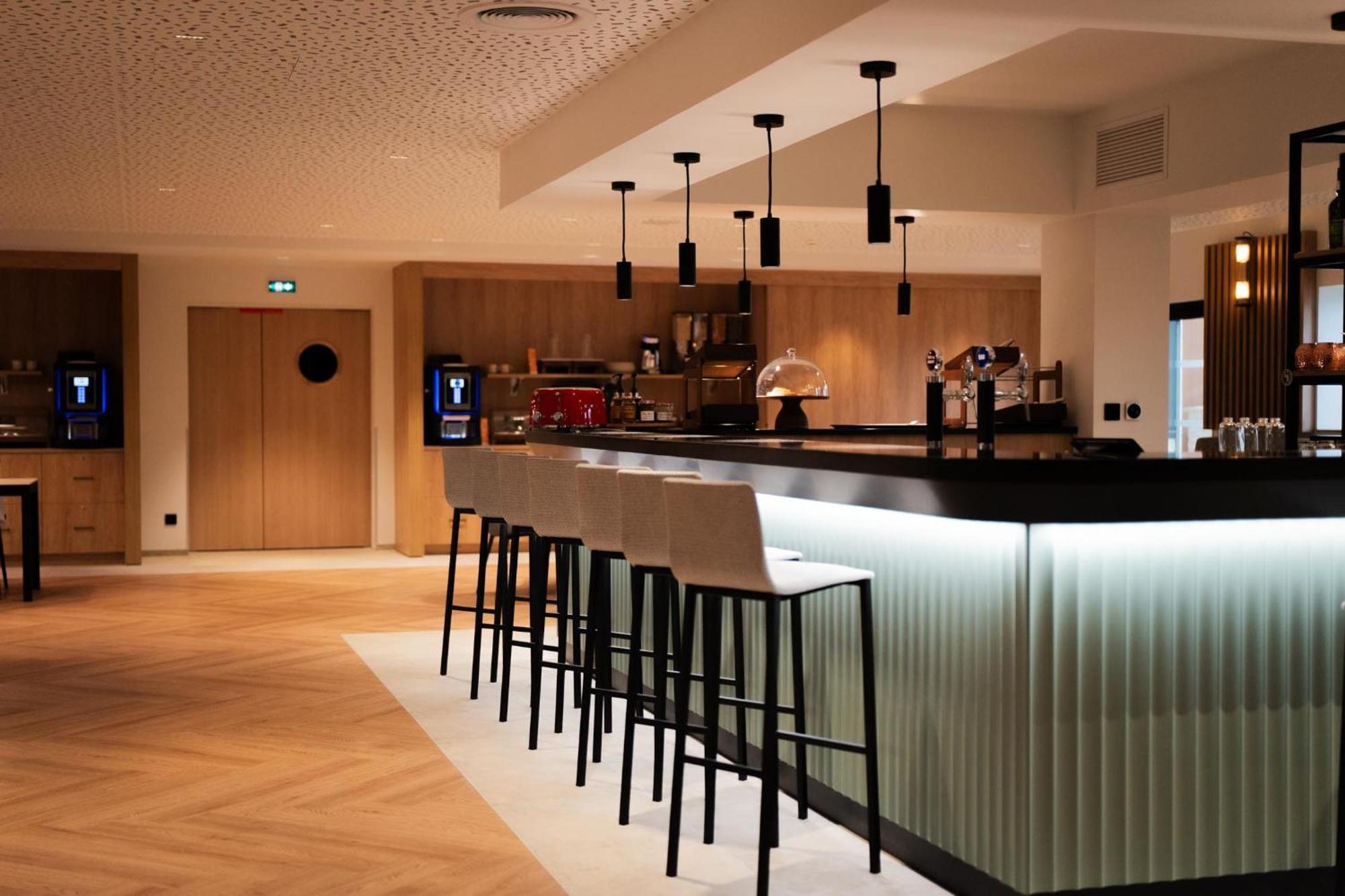 Bo Hotels Ambronay Eksteriør bilde